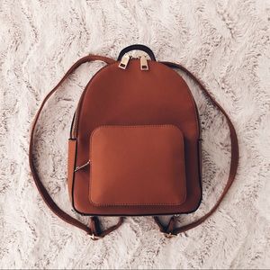 $15 SALE 🛍 | Saddle Brown Purse Backpack